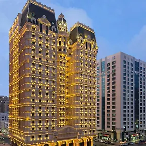 Royal Rose Abu Dhabi, A Curio Collection By Hilton Affiliated Szálloda